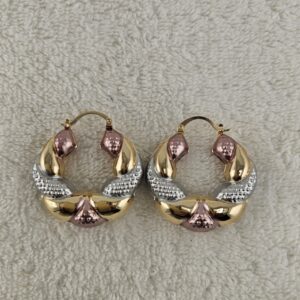 Tri color round puffy earrings med